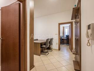 Poslovna zgrada, Prodaja, Pula, Pula