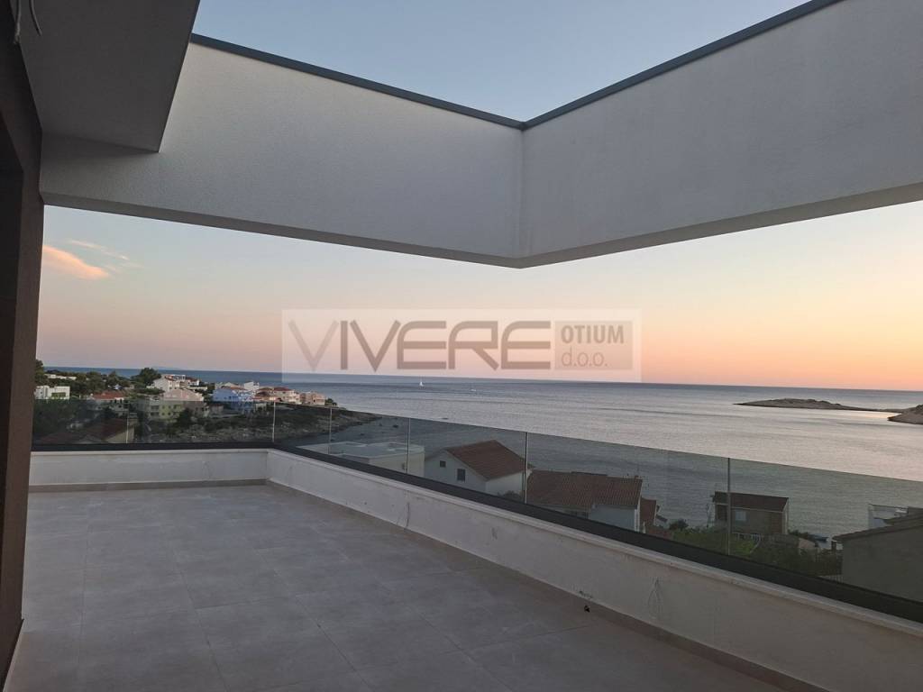 Terrace with sea view