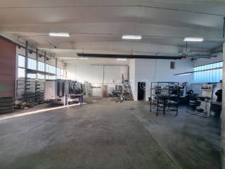 Poslovna zgrada, Zakup, Gornji Kneginec, Gornji Kneginec