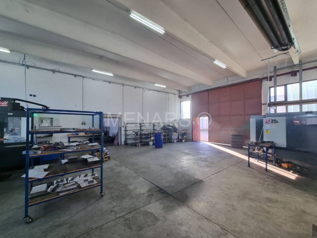 Poslovna zgrada, Zakup, Gornji Kneginec, Gornji Kneginec