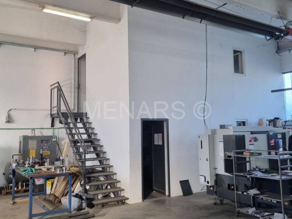 Poslovna zgrada, Zakup, Gornji Kneginec, Gornji Kneginec