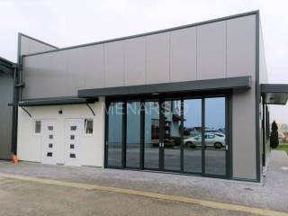 Hala, Prodaja, Trnovec Bartolovečki, Trnovec