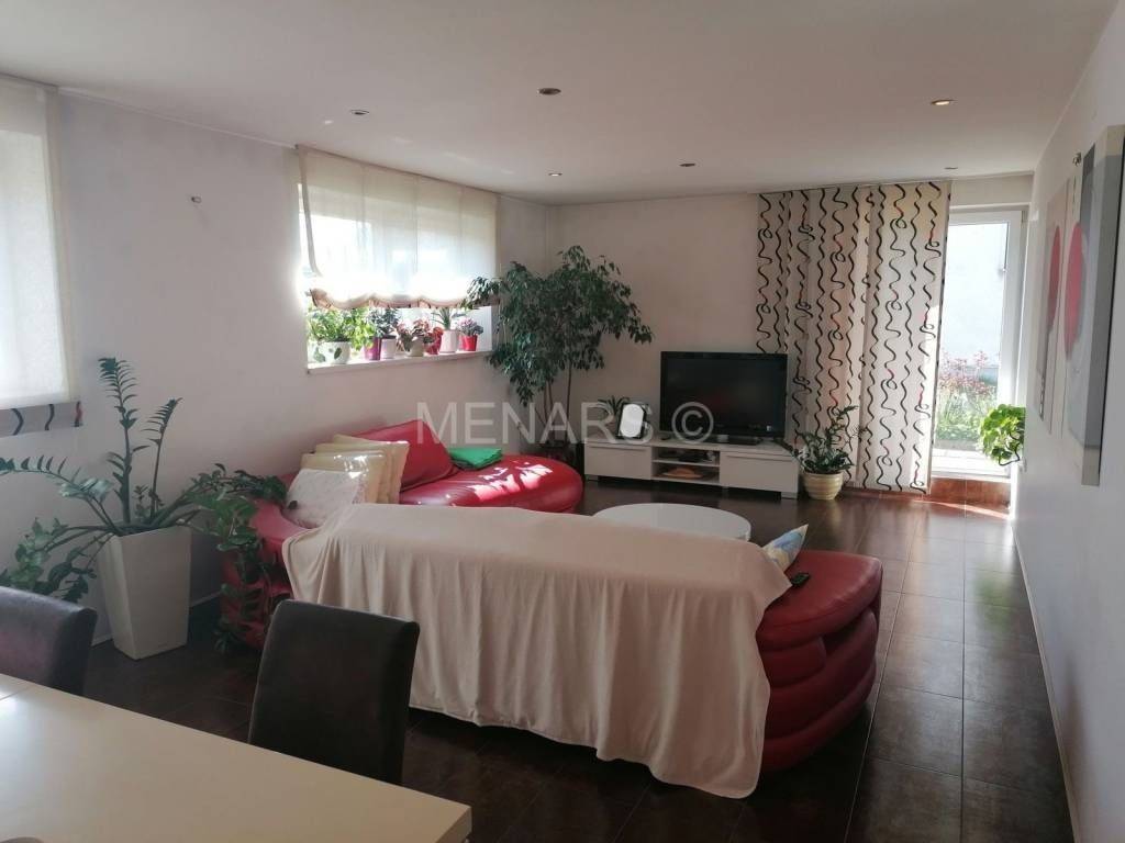 Stambeno poslovni objekt, Prodaja, Novi Marof, Novi Marof