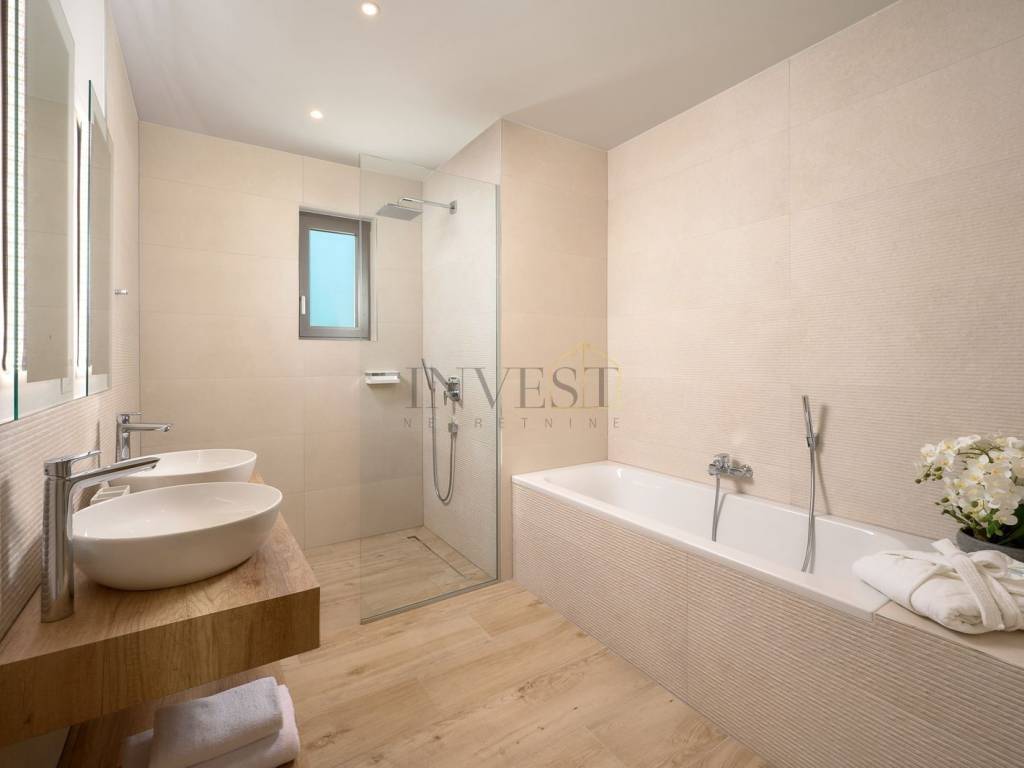 Luksuzna vila, Prodaja, Podstrana, Podstrana