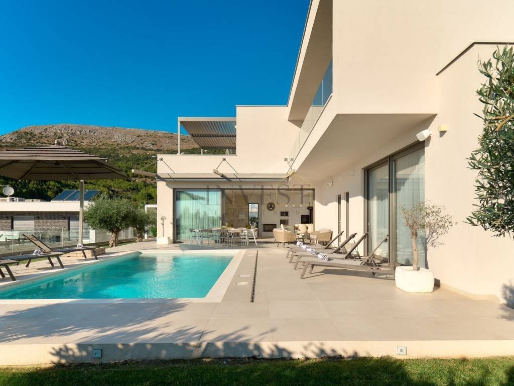 Luksuzna vila, Prodaja, Podstrana, Podstrana