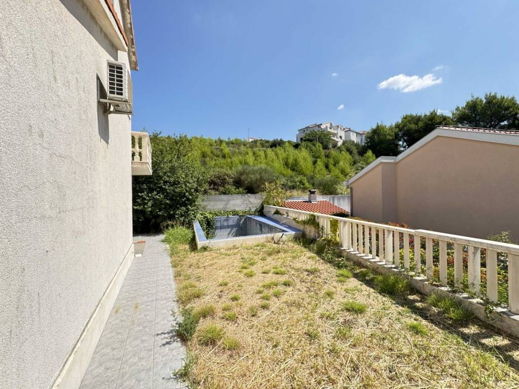 Samostojeća kuća, Prodaja, Solin - Okolica, Kučine