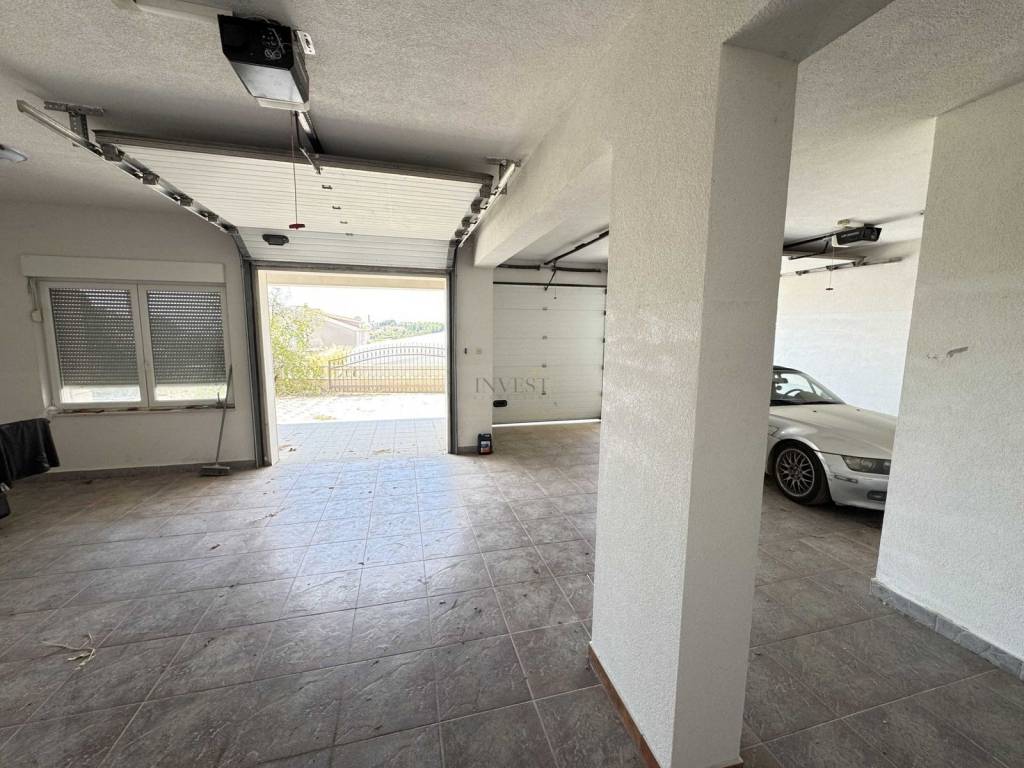 Samostojeća kuća, Prodaja, Solin - Okolica, Kučine