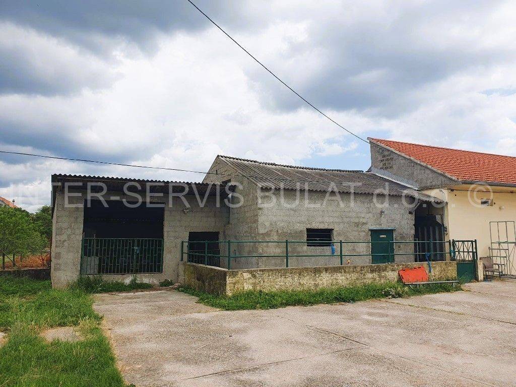 Proizvodni pogon, Prodaja, Drniš, Drniš