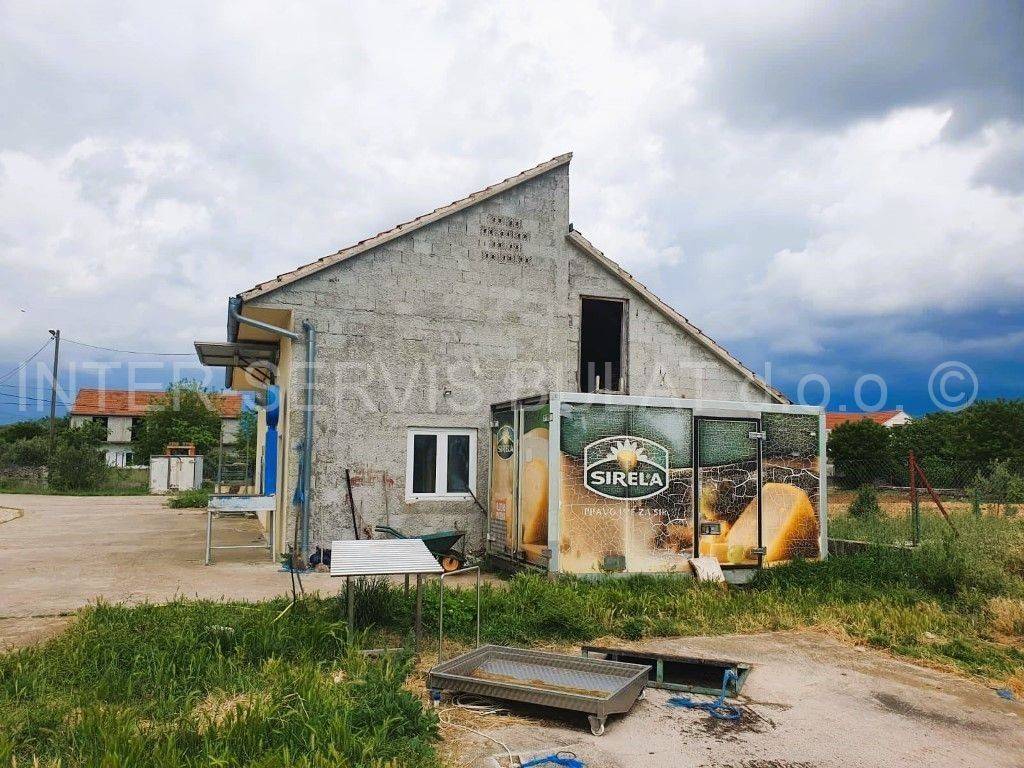 Proizvodni pogon, Prodaja, Drniš, Drniš