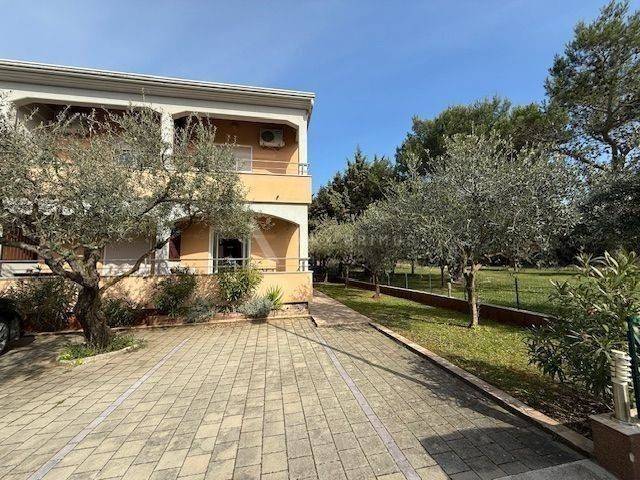 Stan u zgradi, Prodaja, Umag, Zambratija