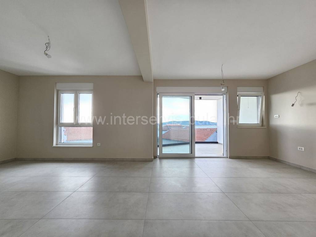 Stan u zgradi, Prodaja, Šibenik - Okolica, Brodarica