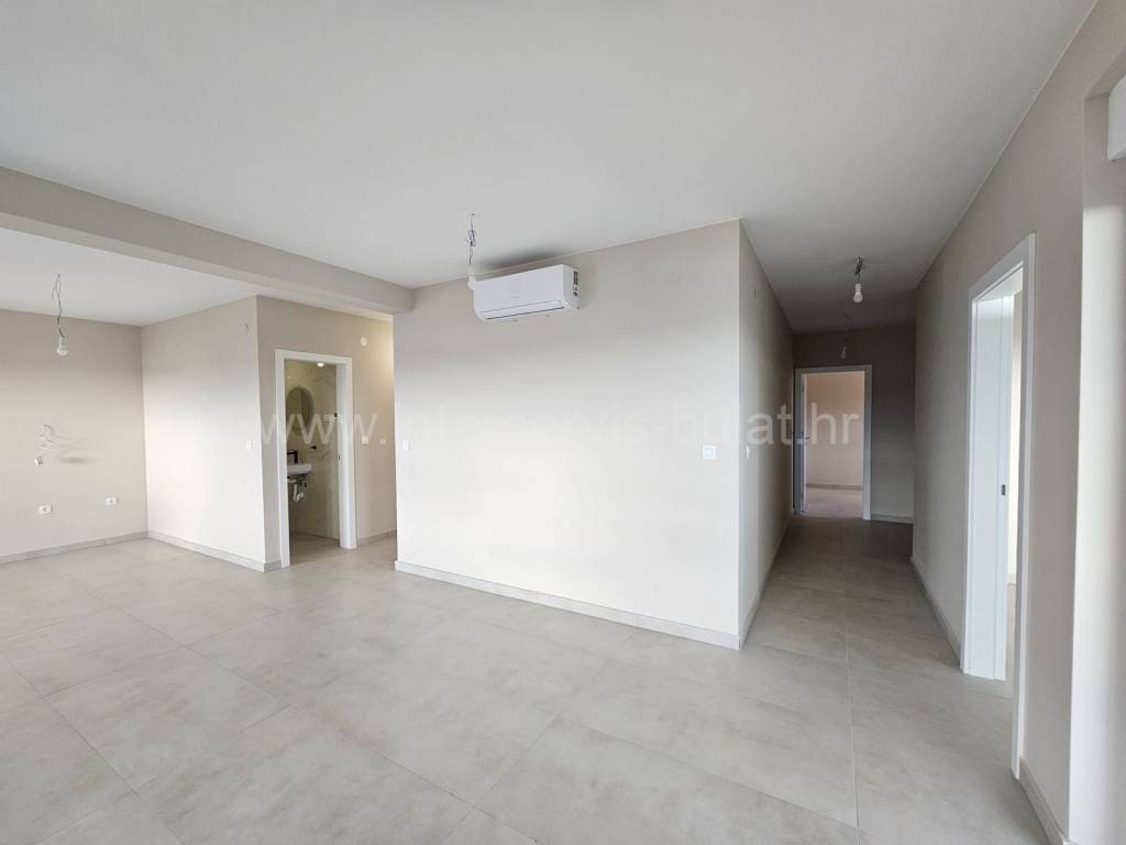 Stan u zgradi, Prodaja, Šibenik - Okolica, Brodarica