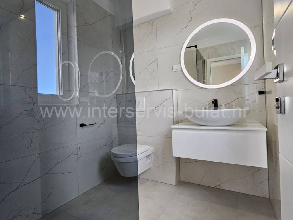 Stan u zgradi, Prodaja, Šibenik - Okolica, Brodarica