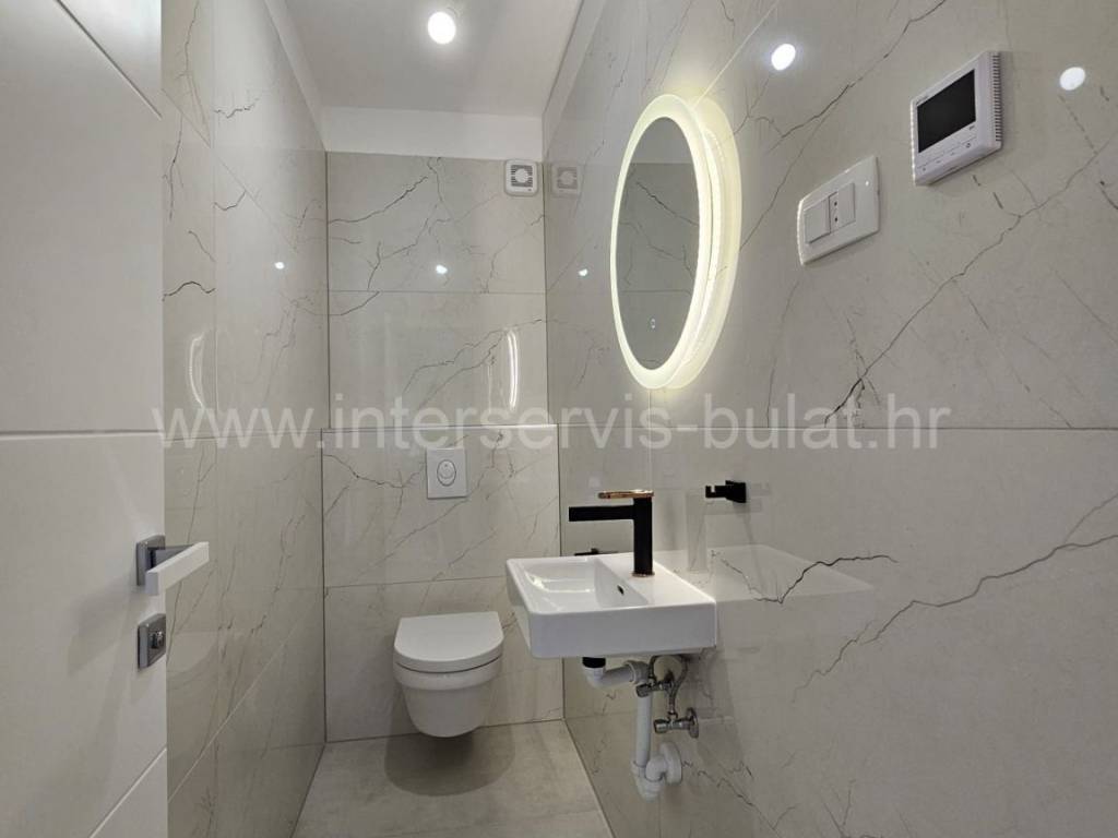 Stan u zgradi, Prodaja, Šibenik - Okolica, Brodarica