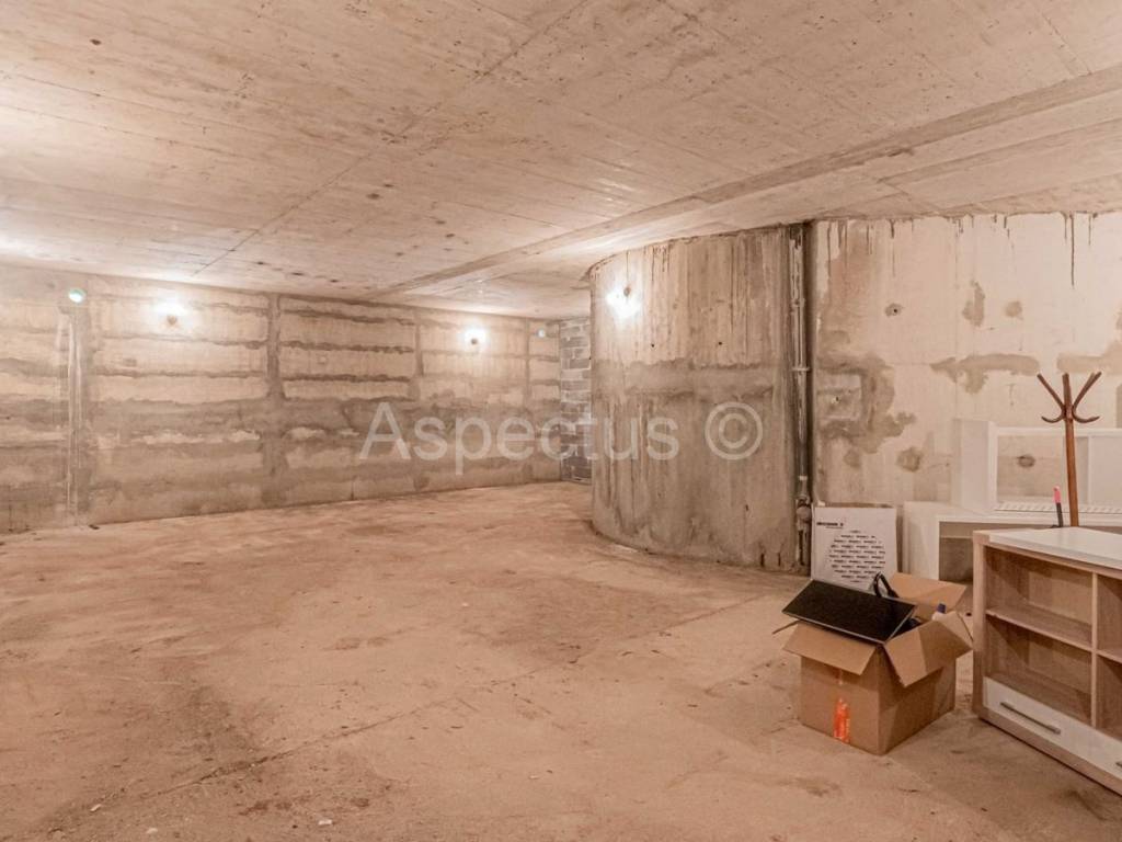 Poslovna zgrada, Prodaja, Pula, Pula