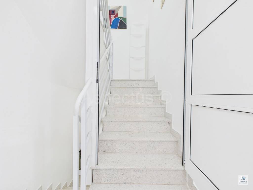 Stan u zgradi, Prodaja, Pula, Pula