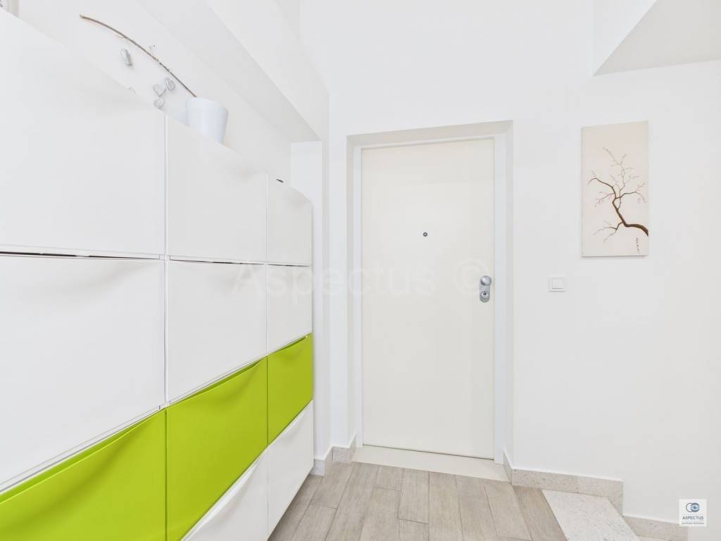 Stan u zgradi, Prodaja, Pula, Pula