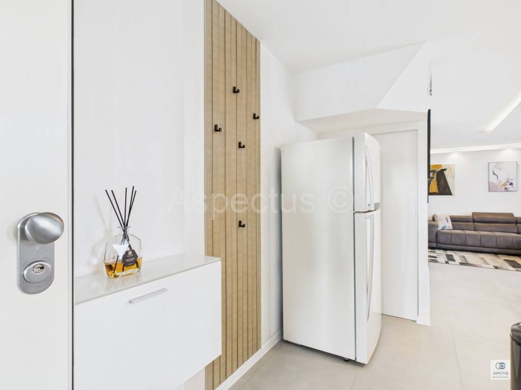 Stan u zgradi, Prodaja, Pula, Pula