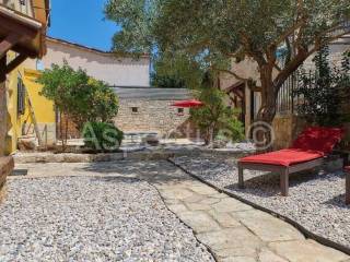 Kamena kuća, Prodaja, Pula, Pula