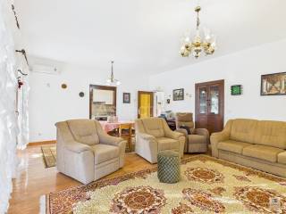 Stan u višeetažni kući, Prodaja, Medulin, Premantura