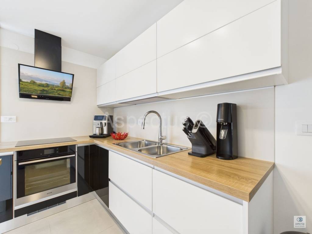 Stan u zgradi, Prodaja, Pula, Pula