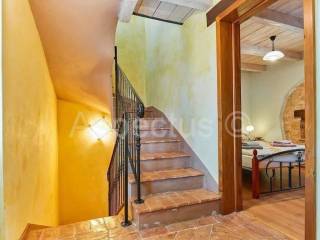 Kamena kuća, Prodaja, Pula, Pula