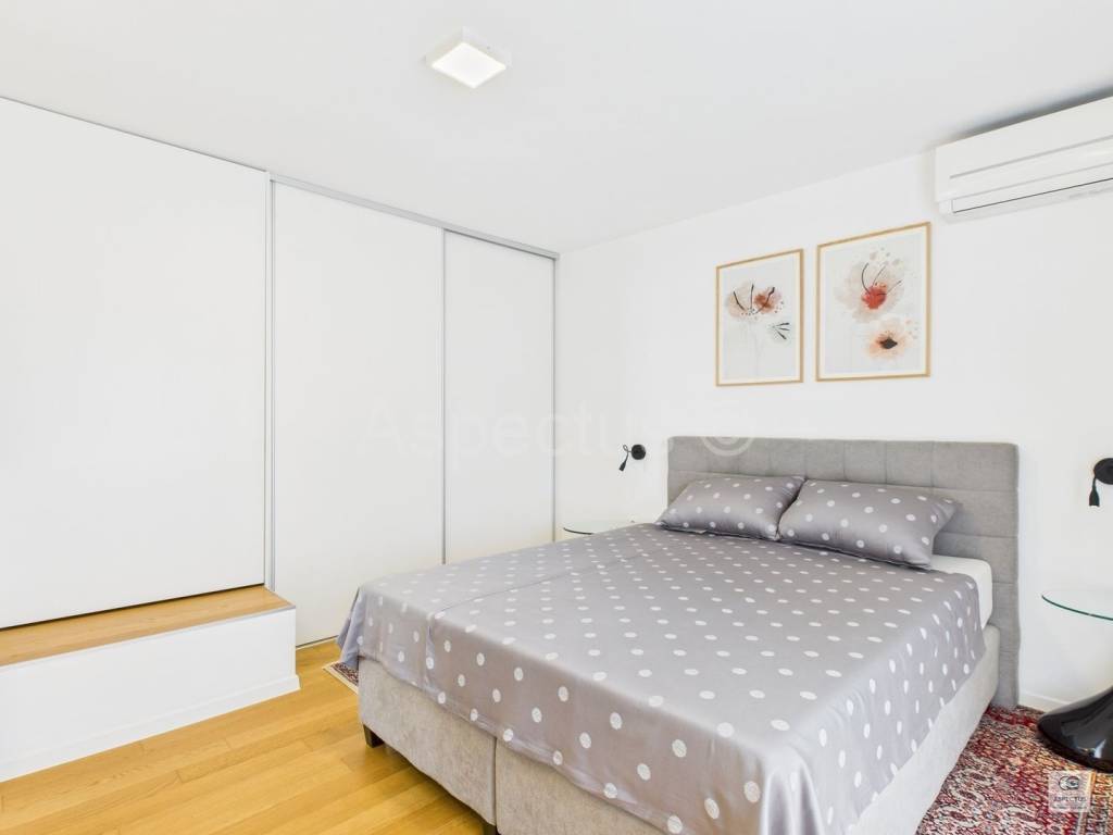 Stan u zgradi, Prodaja, Pula, Pula