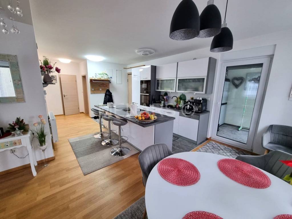 Stan u zgradi, Prodaja, Varaždin, Varaždin