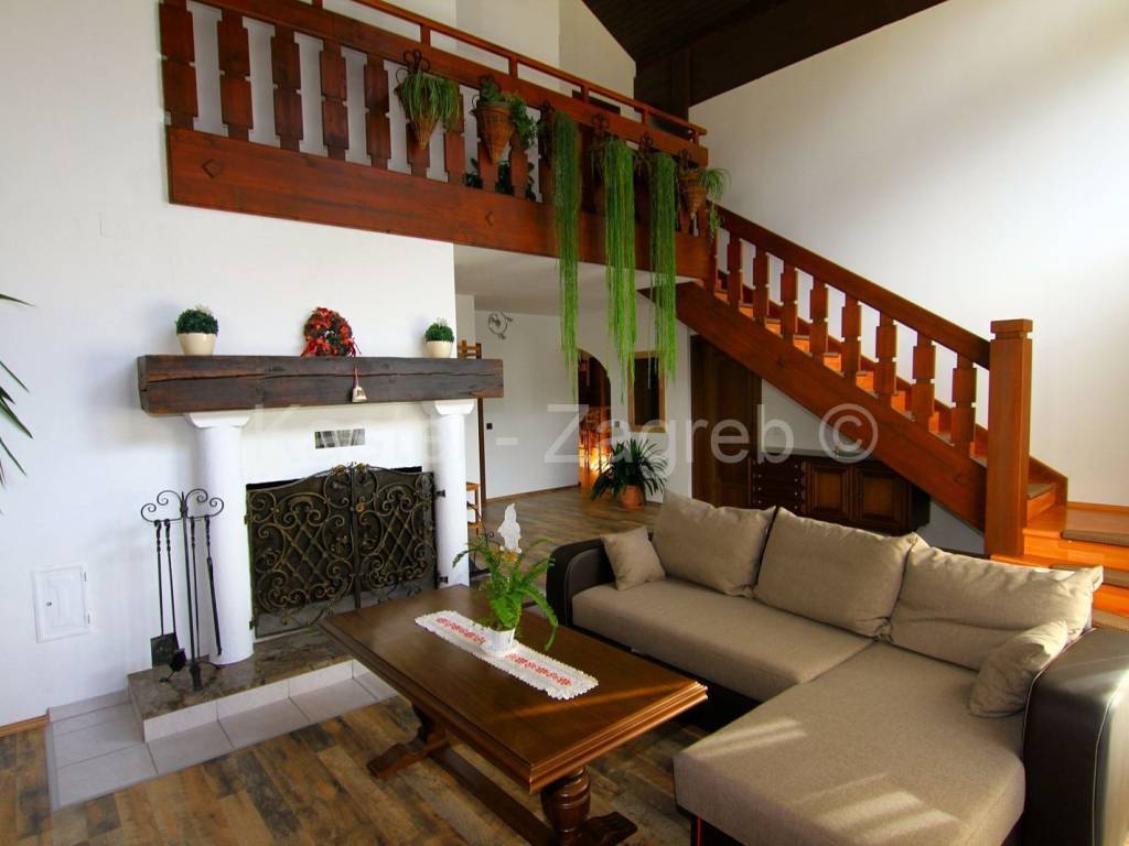 Apartmanska kuća, Prodaja, Zagreb - Okolica, Brezovica