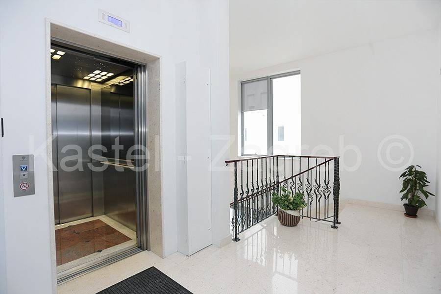 Ured, Zakup, Split, Split