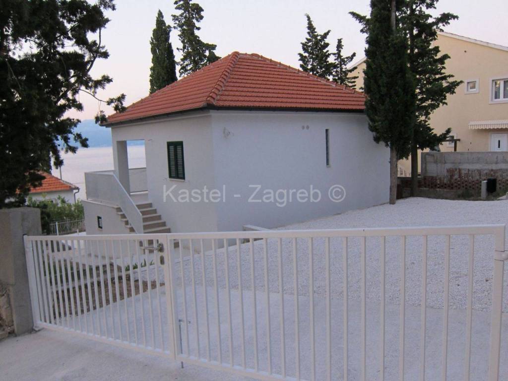 Kuća na moru, Prodaja, Sutivan, Sutivan