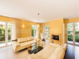 Nekretnina za odmor, Prodaja, Supetar, Splitska