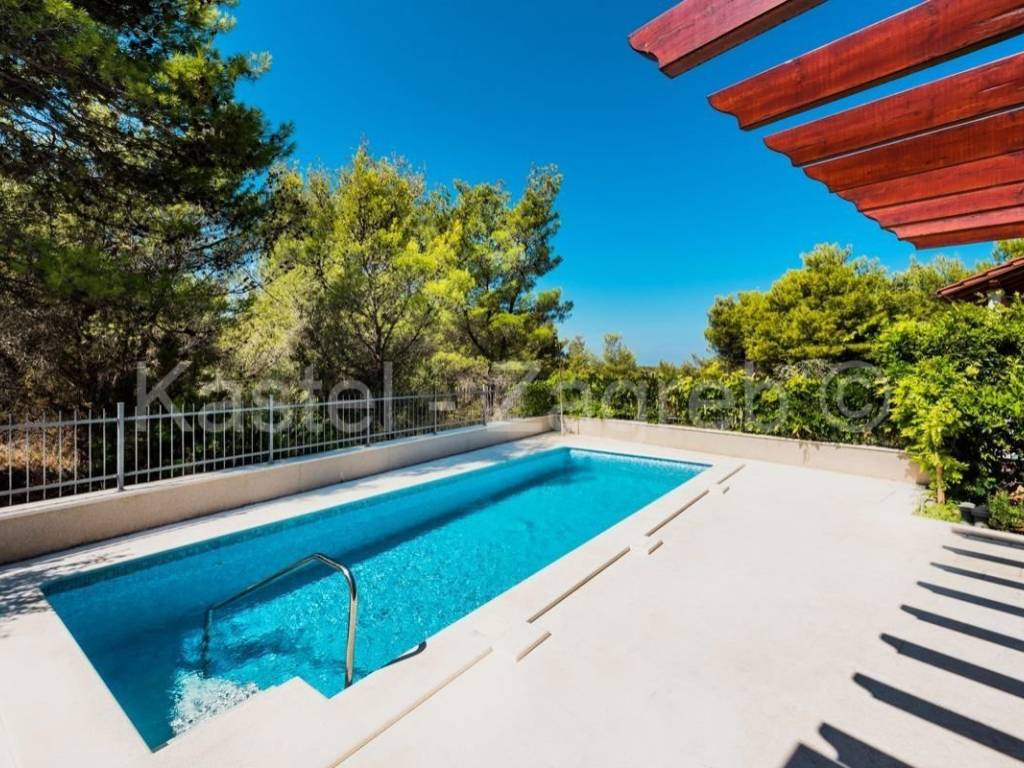 Nekretnina za odmor, Prodaja, Supetar, Splitska