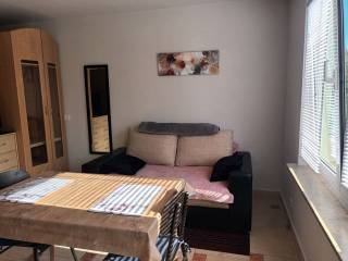 Strahoninec, Strahoninec