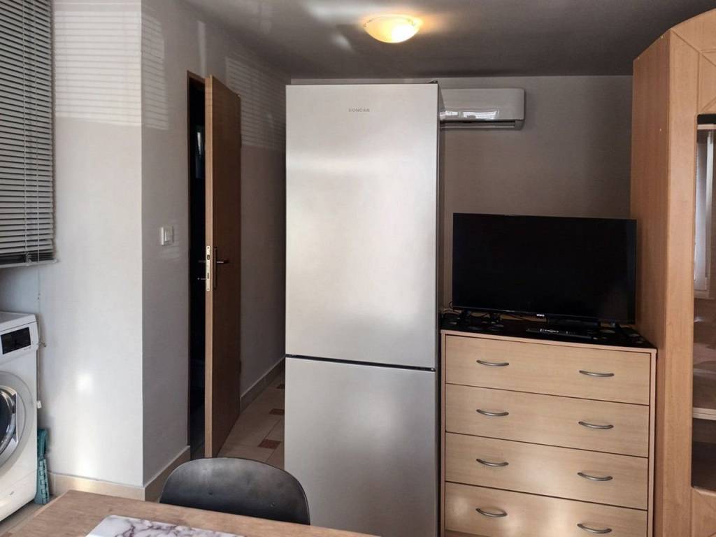 Strahoninec, Strahoninec