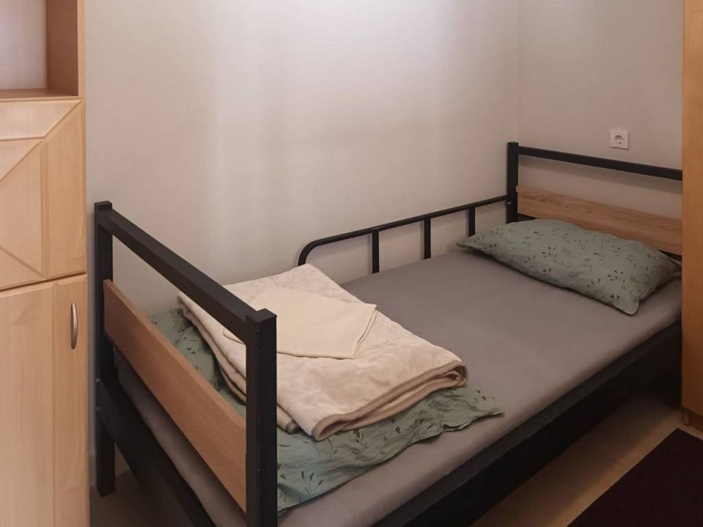 Strahoninec, Strahoninec