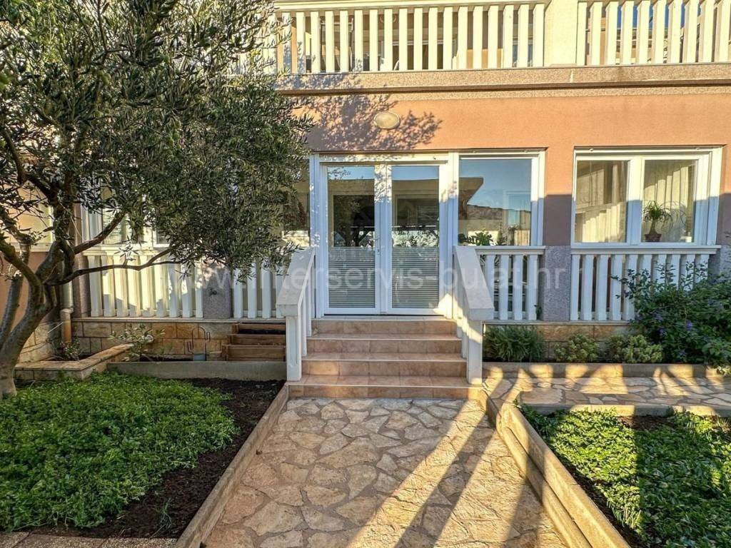 Dvojna kuća, Prodaja, Vodice, Vodice