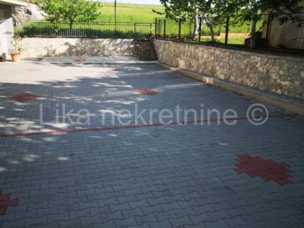 Stan u novogradnji, Najam, Otočac, Otočac