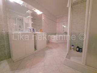 Stan u stambeno-poslovnoj zgradi , Najam, Zagreb, Donji Grad