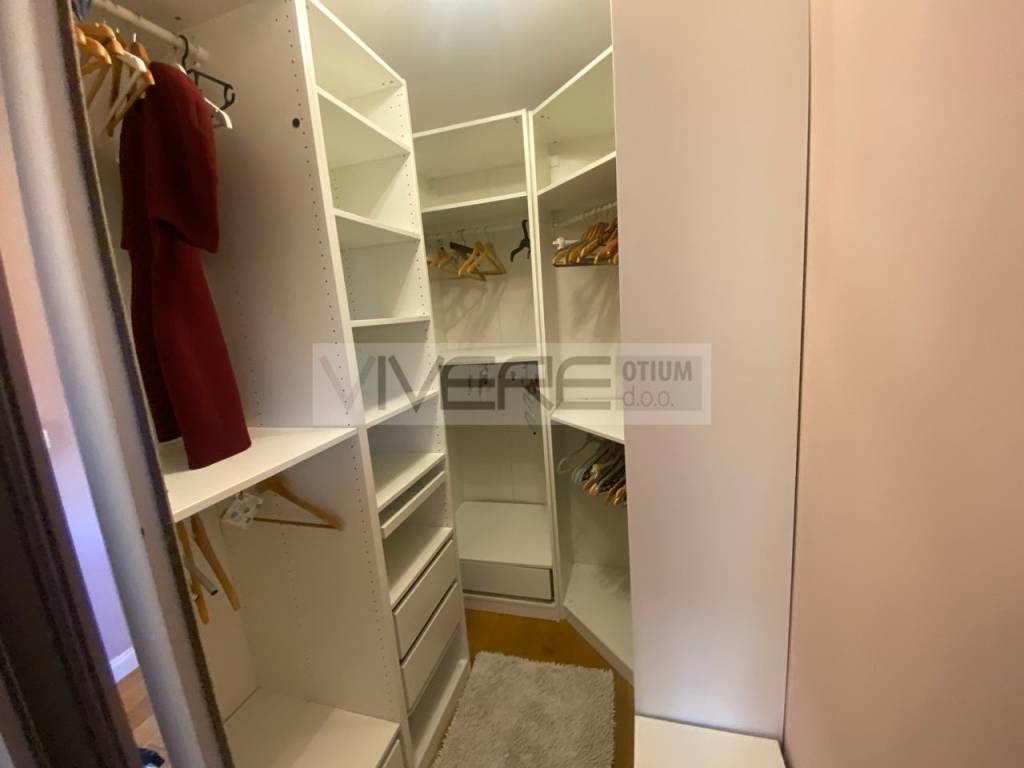 Walk-in closet