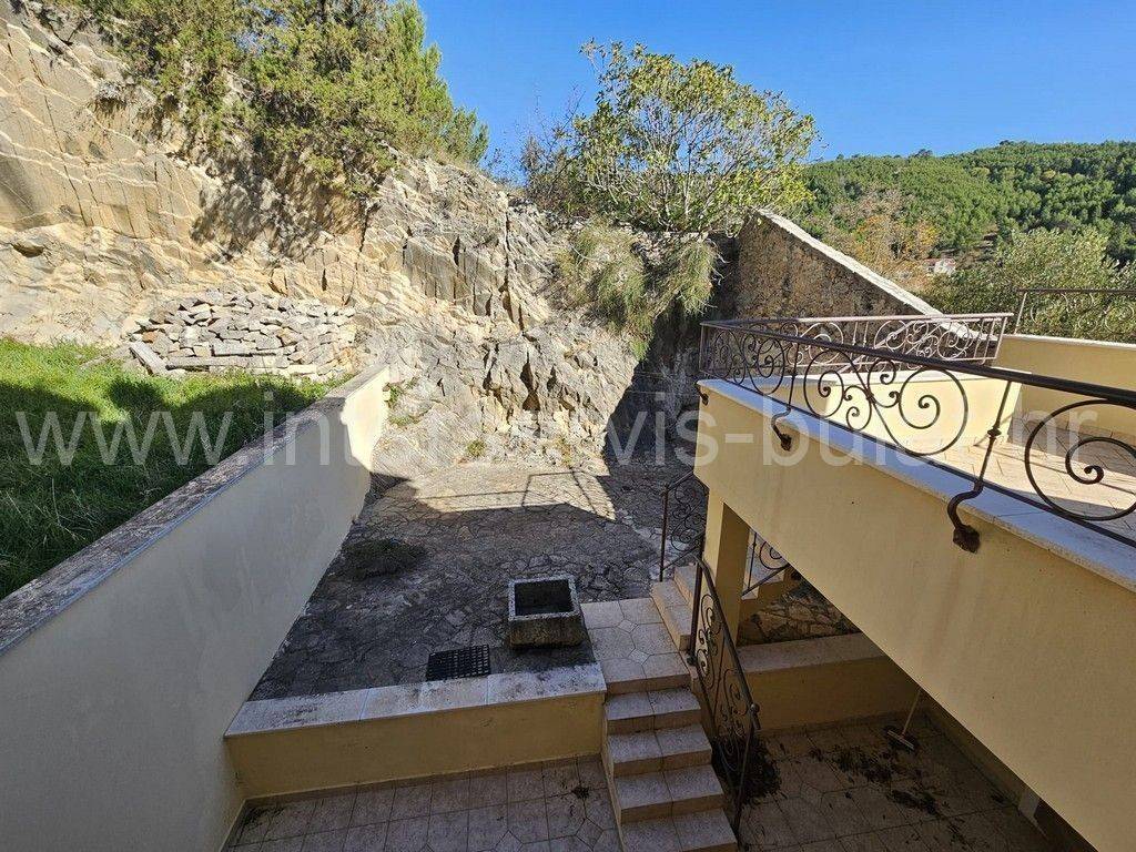 Samostojeća kuća, Prodaja, Skradin, Skradin