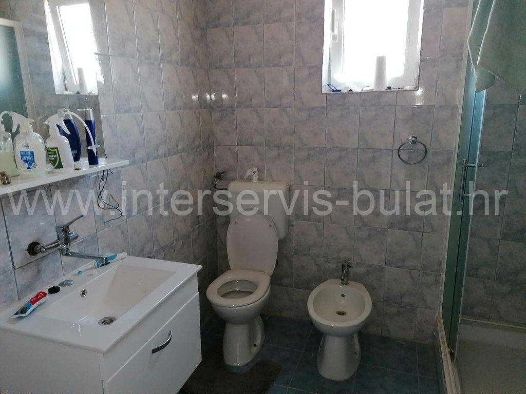 Samostojeća kuća, Prodaja, Knin, Žagrović