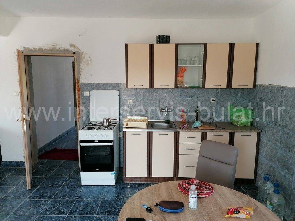 Samostojeća kuća, Prodaja, Knin, Žagrović