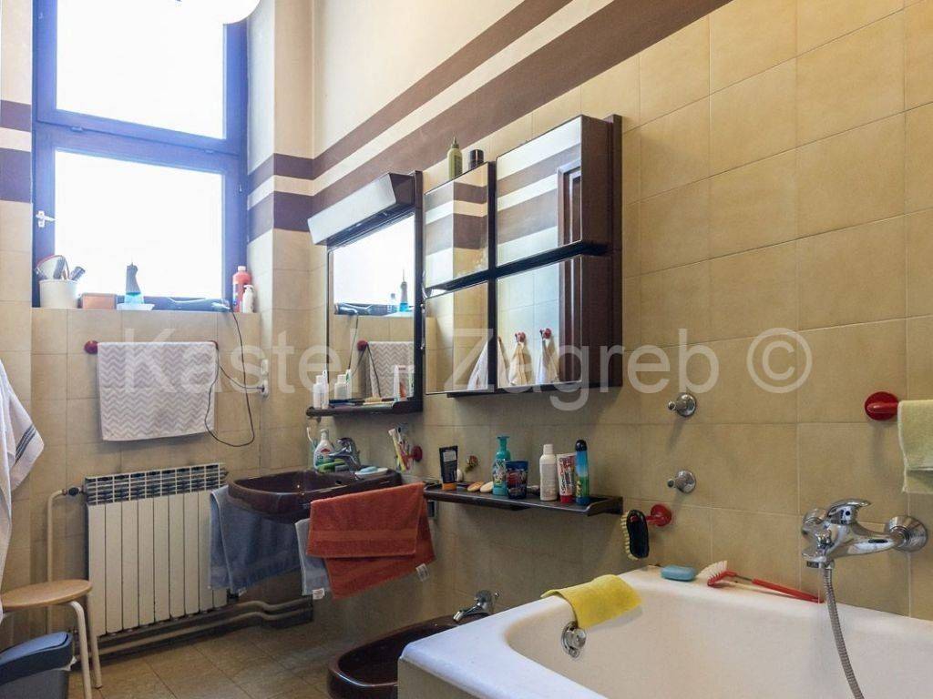 Stan u zgradi, Prodaja, Zagreb, Donji Grad