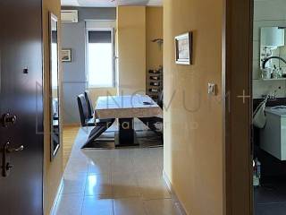 Stan u zgradi, Prodaja, Split, Split