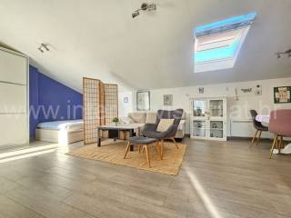 Stan u zgradi, Najam, Šibenik, Šibenik