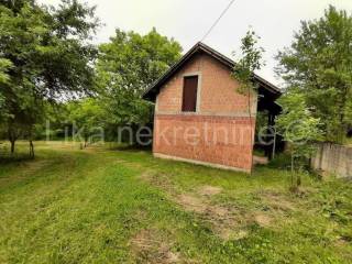 Seosko imanje, Prodaja, Otočac, Glavace