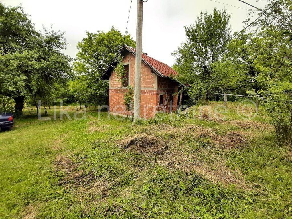 Seosko imanje, Prodaja, Otočac, Glavace