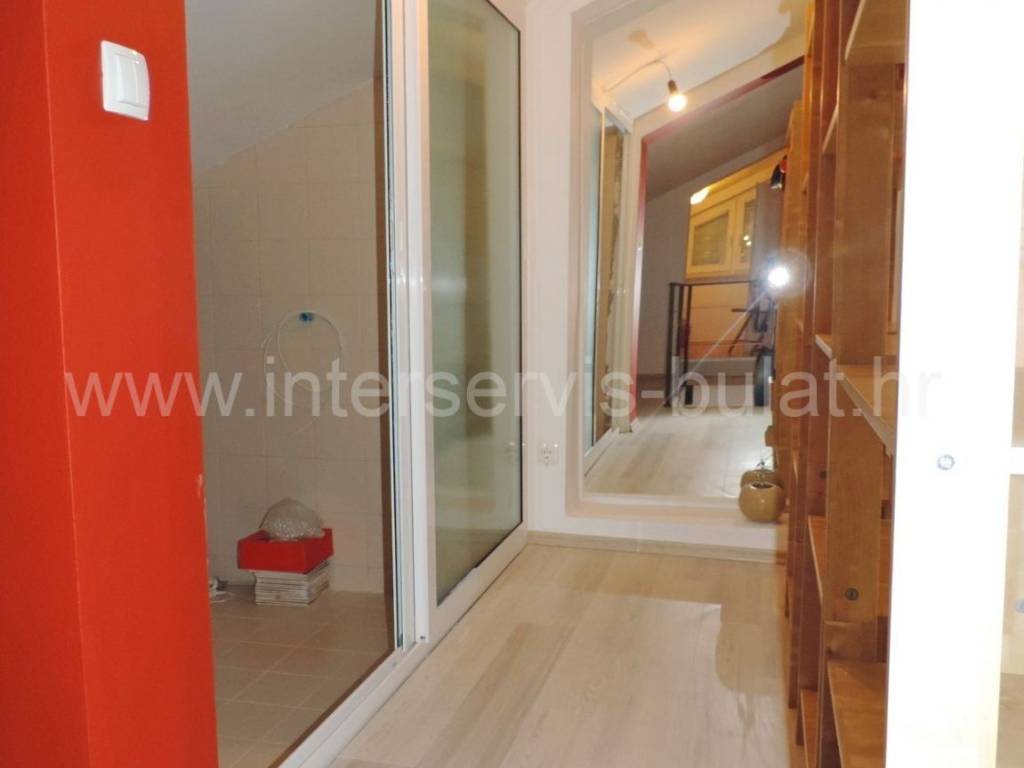 Stan u zgradi, Prodaja, Vodice, Vodice