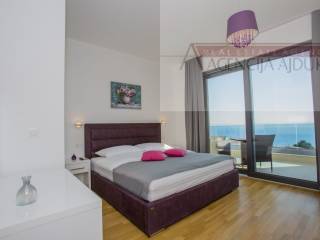 Makarska, Veliko Brdo